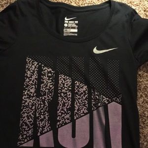 NIKE long sleeve shirt